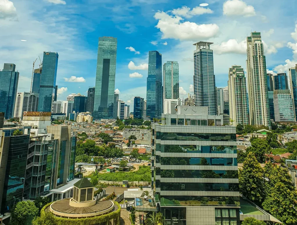 Panduan Singkat Izin Imigrasi dan Tenaga Kerja Asing di Indonesia
